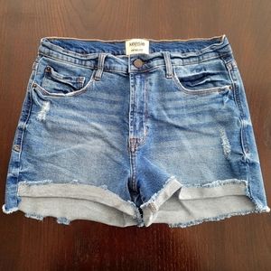 Women's Kensie Jean shorts. Size 10